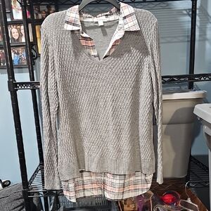 Croft & Barrow Gray V-Neck Sweater with Plaid Shirt